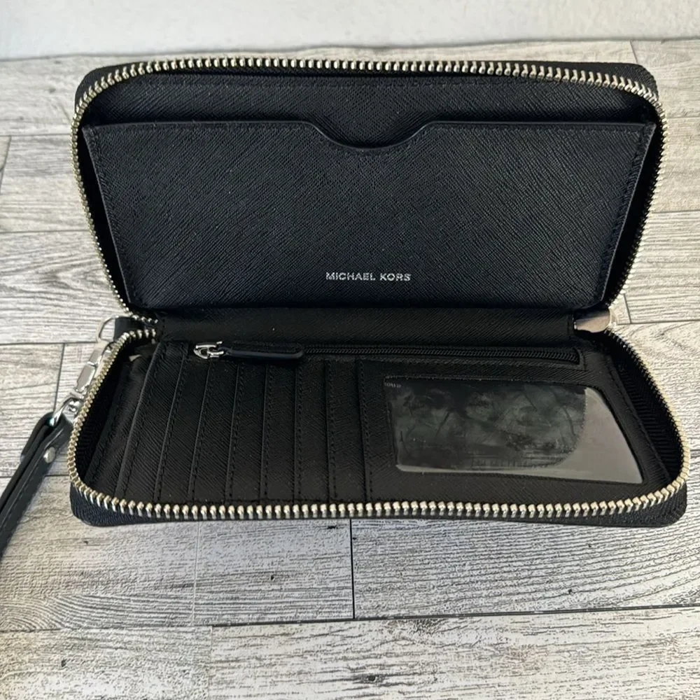 Michael Kors Black Wallet EUC